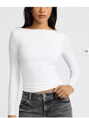 Express boat neck long sleeve tee